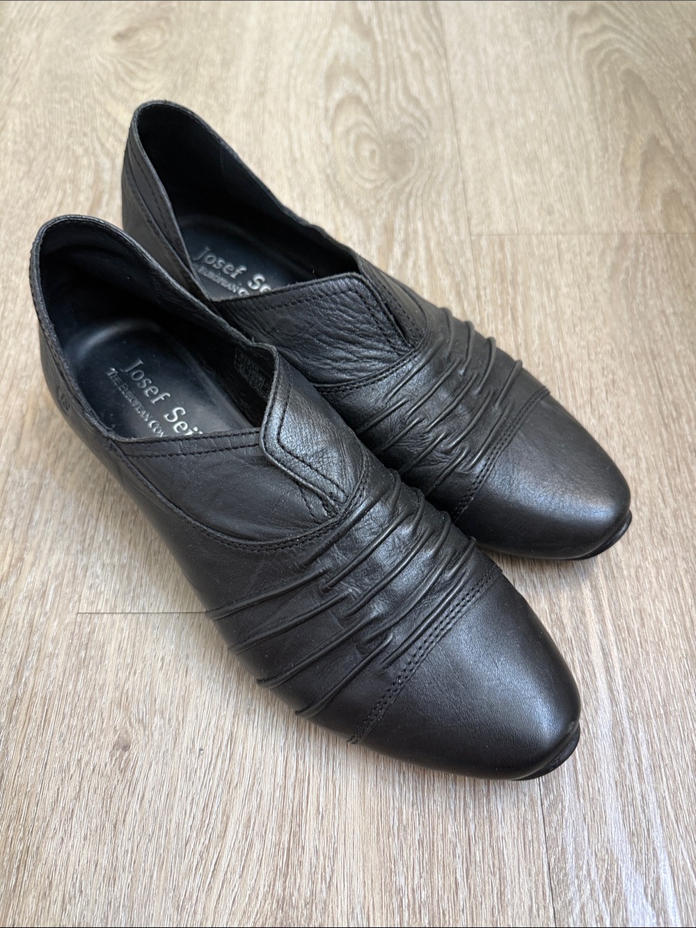 Josef Seibel Black Leather Slip-On Loafers with Pleated Upper